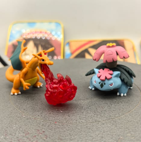 set of 2 Pokimon Figures