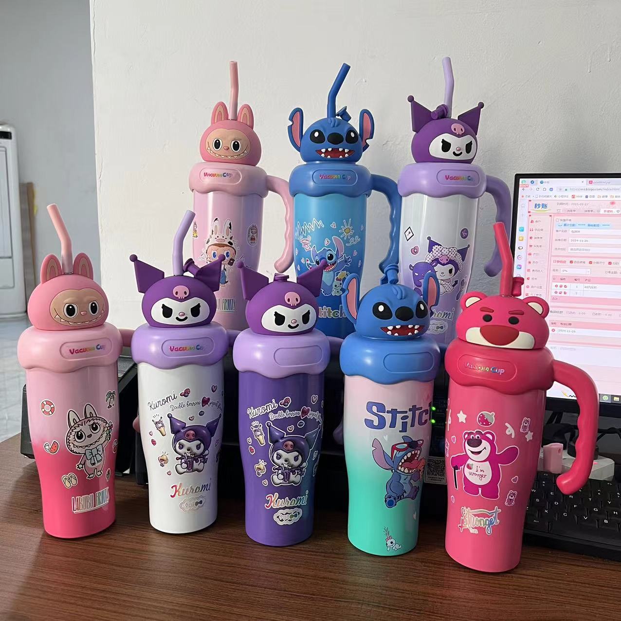 900ml Sipper with pop toy cap and straw