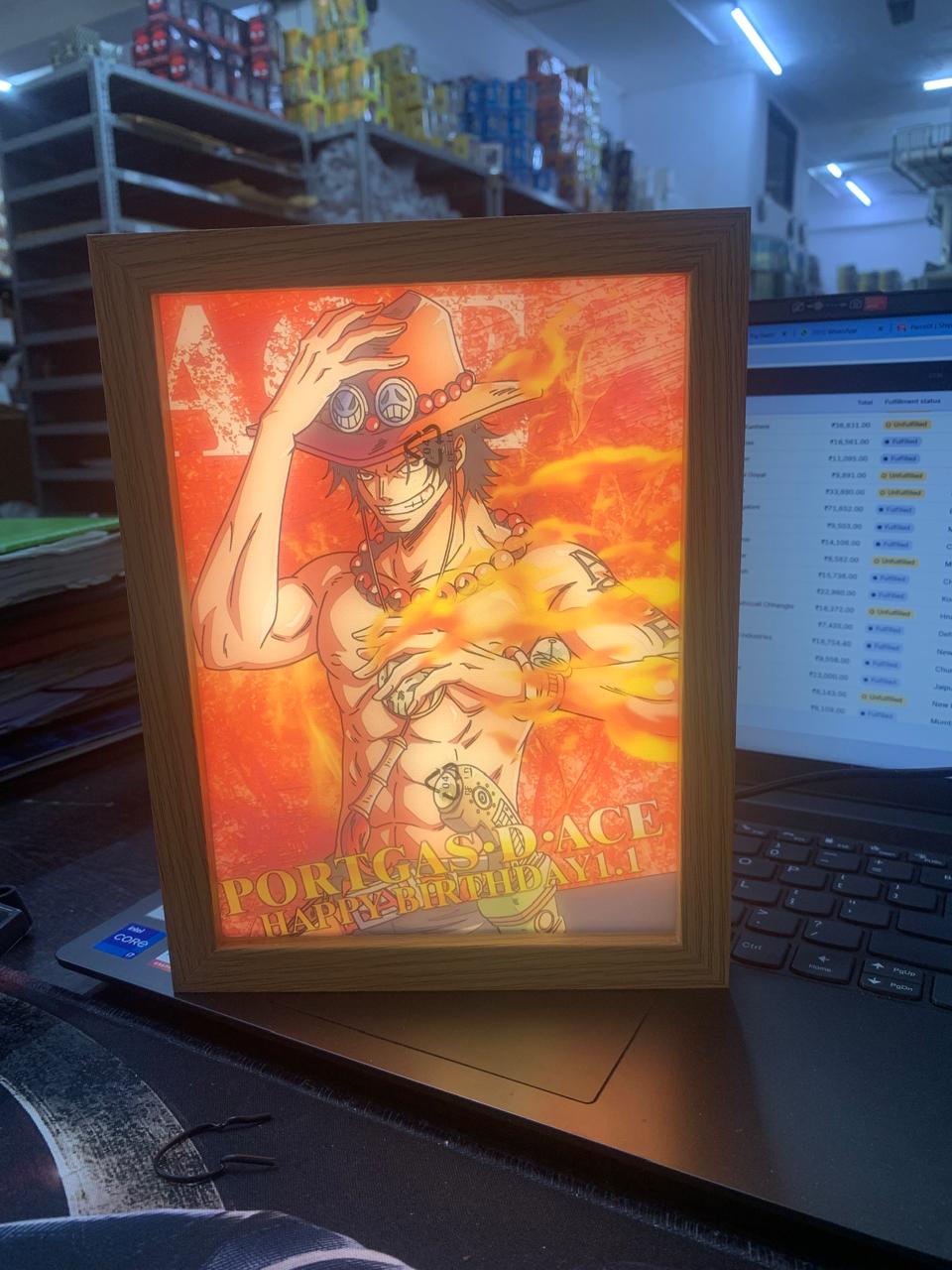 Ace hand on hat model lamp