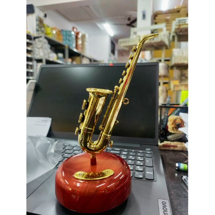 Saxophone showpeice Musical