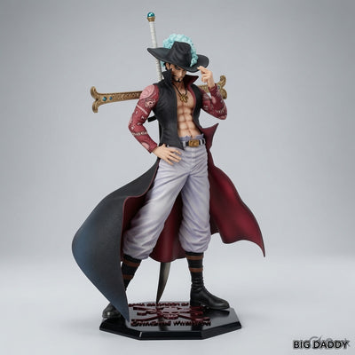 28 CM Dracule Mihawk One piece figure