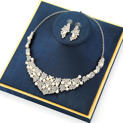 Drushila Pendent & Earring Set DY08