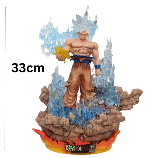 33 cm DBZ figure Goku on platform