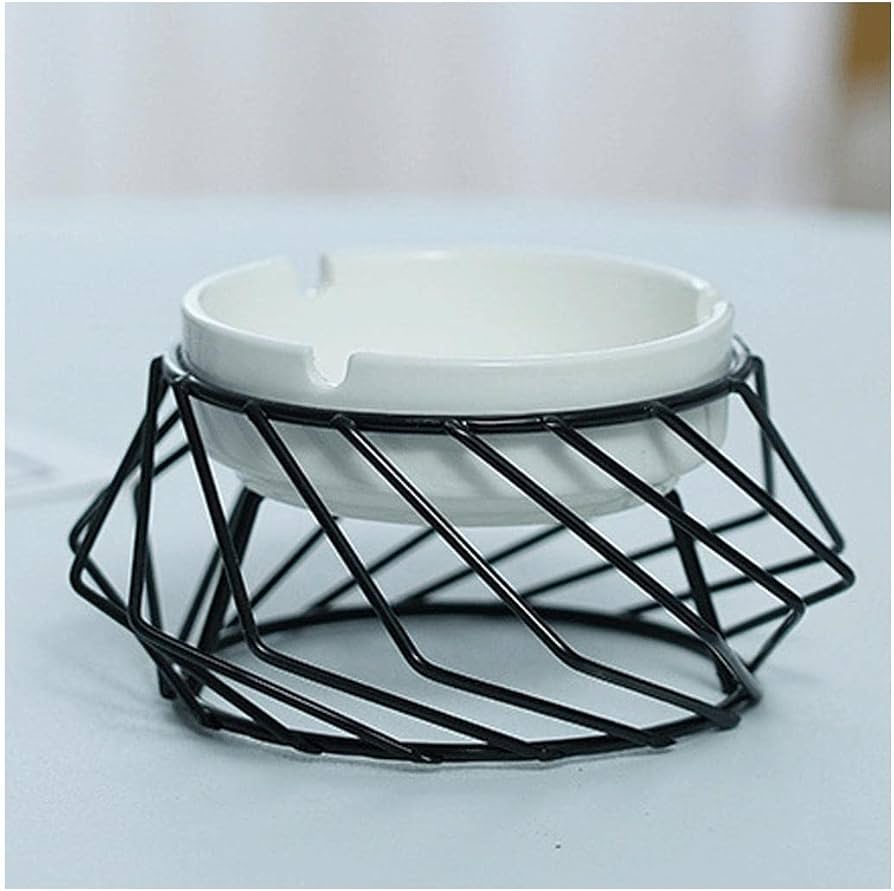 Geomateric Black Ash Tray