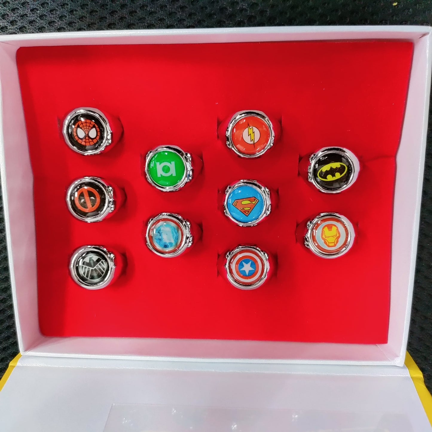 Super hero adjustable ring set