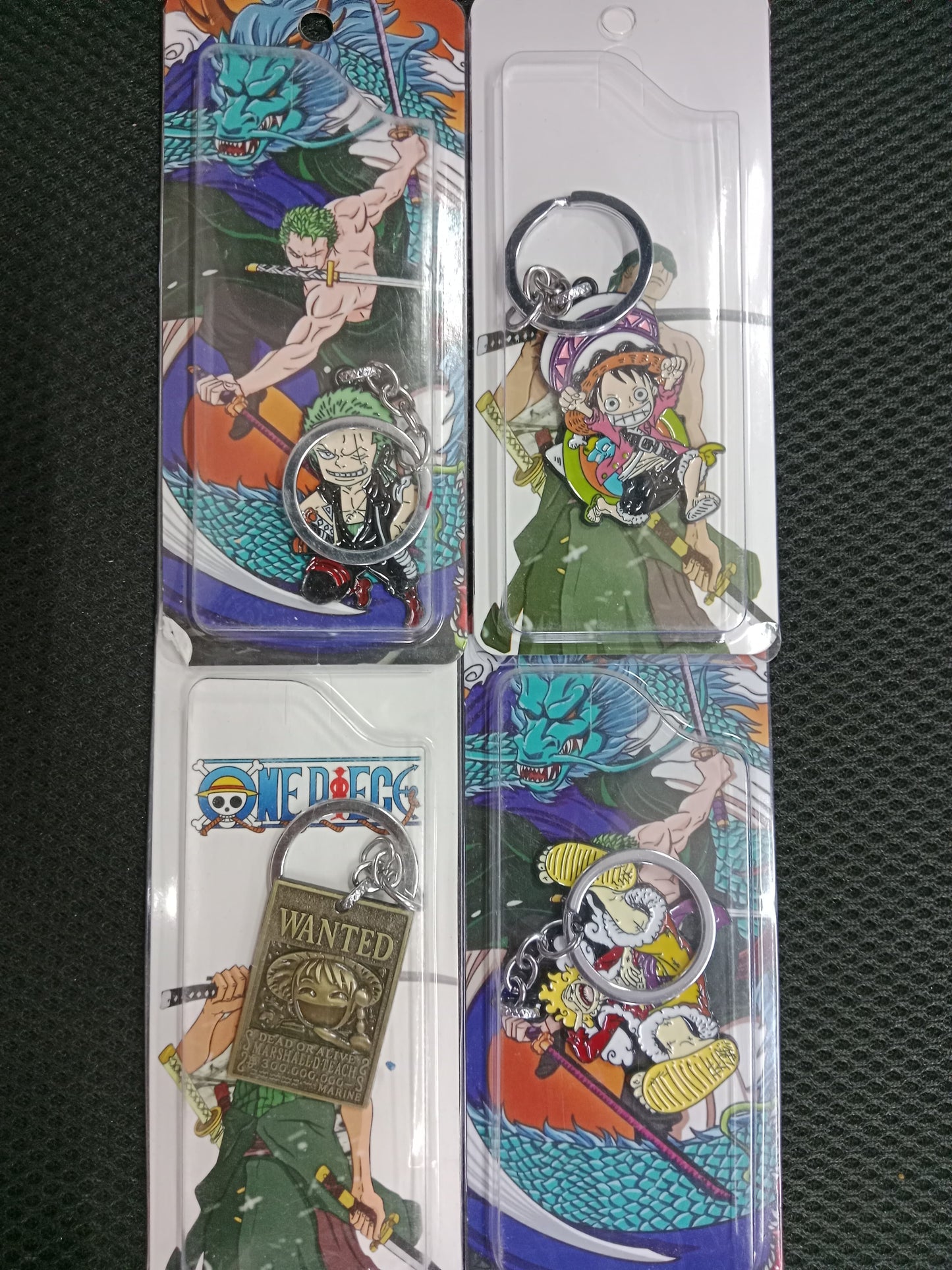 Wanted / Luffy  mix keychain Pack of 5 (eff price 45)