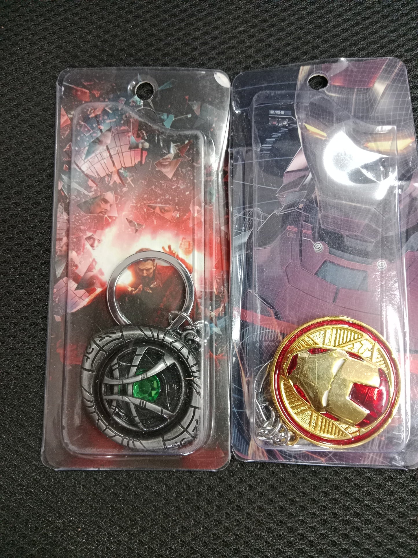 Doc. Strange / Iron man rotating mix keychain Pack of 5 (eff price 48)