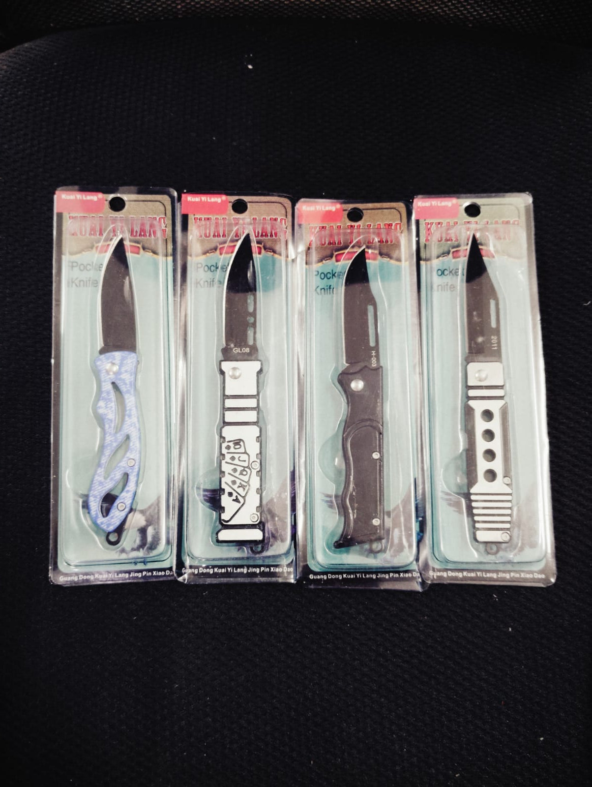 pack of 3  mix colour foldable knife  ( eff price 85 )