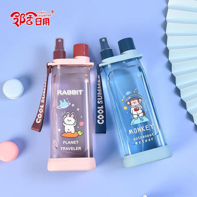 Double Cap water bottle with water spray